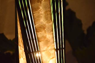 アジアン照明。シェルとバンブーのランプ。フロアスタンドライト シェルタワーS