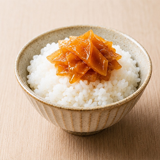 白ご飯に添えたパパイヤ漬