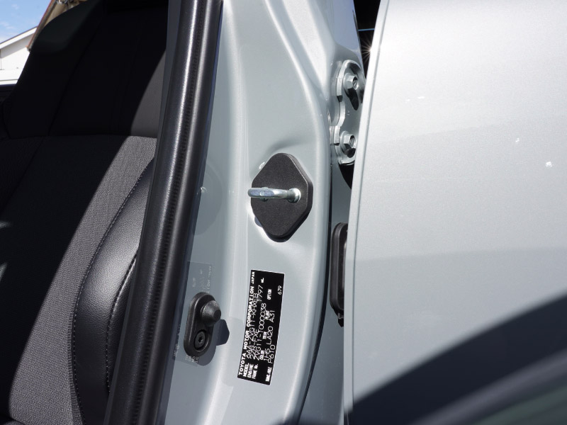 新型bZ4X 10系 ドアストライカーカバー 4P ブラック トヨタ bZ4Xツーリング スバル ソルテラ トレイルシーカー 共通