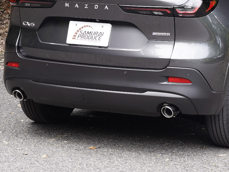 新型CX-5 KM系 マフラーカッター シルバーカラー スラッシュカット 2本セット 取り付けバンド付属
