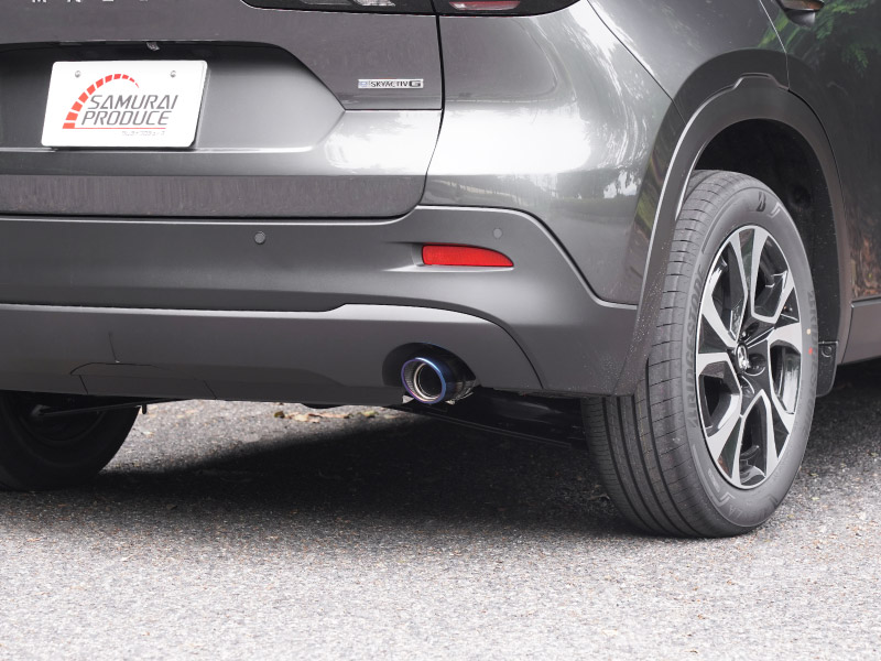 新型CX-5 KM系 マフラーカッターチタン調 スラッシュカット シングルタイプ 2本セット 取り付けバンド付属