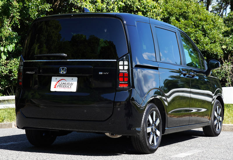 Dorataro様　フリードクロスター　リアガーニッシュ　リアバンパー Dorataro様 フリードクロスター リアガーニッシュ リアバンパー Amazon