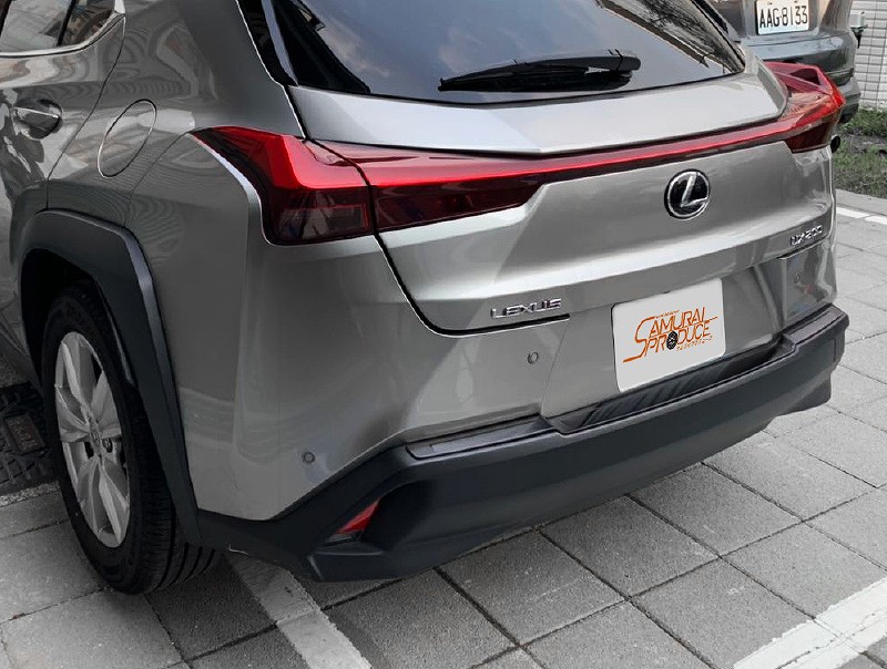 UX リアバンパーステップガード 1P ｜レクサス LEXUS UX200