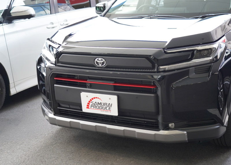 新型RAV4 60系 Adventure 専用 フロントグリルガーニッシュ 1P パールレッド