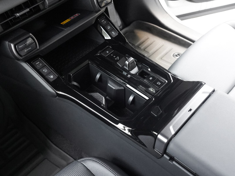 新型RAV4 60系 シフトベースパネル 1P ピアノブラック