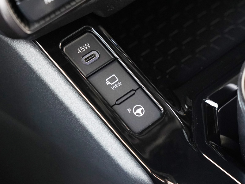 新型RAV4 60系 シフトベースパネル 1P ピアノブラック