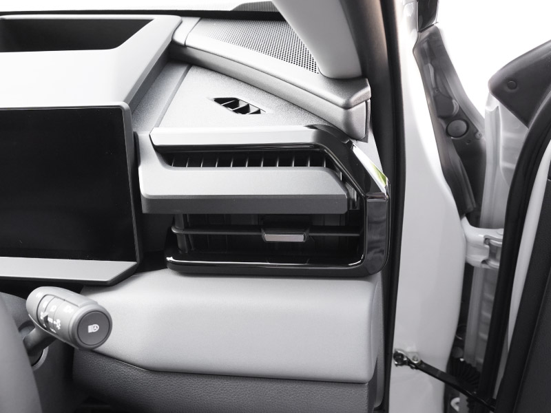 新型RAV4 60系 フロント左右エアコン吹き出し口パネル 2P ピアノ