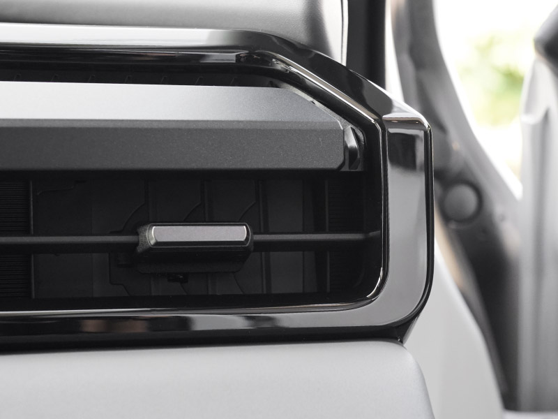 新型RAV4 60系 フロント左右エアコン吹き出し口パネル 2P ピアノブラック