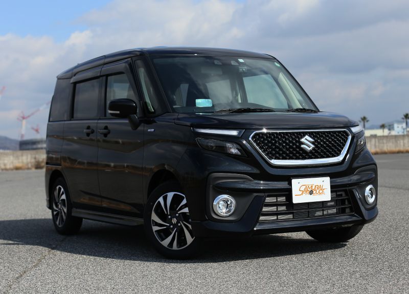 新型ソリオバンディット フロントフォグガーニッシュ メッキ仕上げ 2P｜スズキ SUZUKI SOLIO BANDIT 2020 5AA-MA37S  MA37S 専用 外装 カスタム パーツ ドレスアップ アクセサリー オプション エアロ