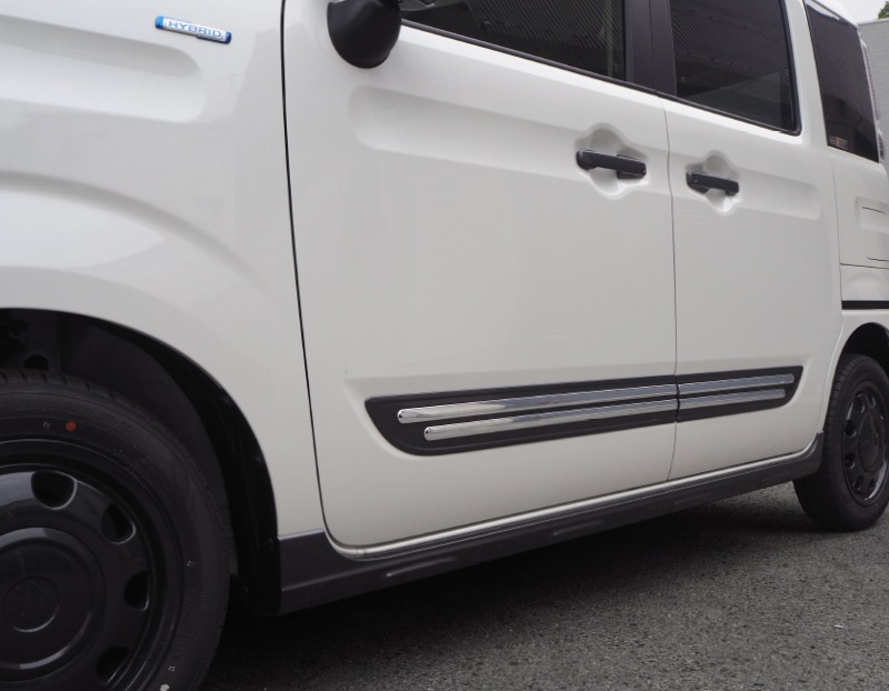 スペーシアギア サイドモール メッキ 8p スズキ Suzuki Spacia Gear Mk53s 外装 エクステリア スズキ 新型スペーシアギア Mk53 ガーニッシュ サイドトリム カスタム 専用 パーツ ドレスアップ アクセサリー オプション エアロ サムライプロデュース 侍プロデュース