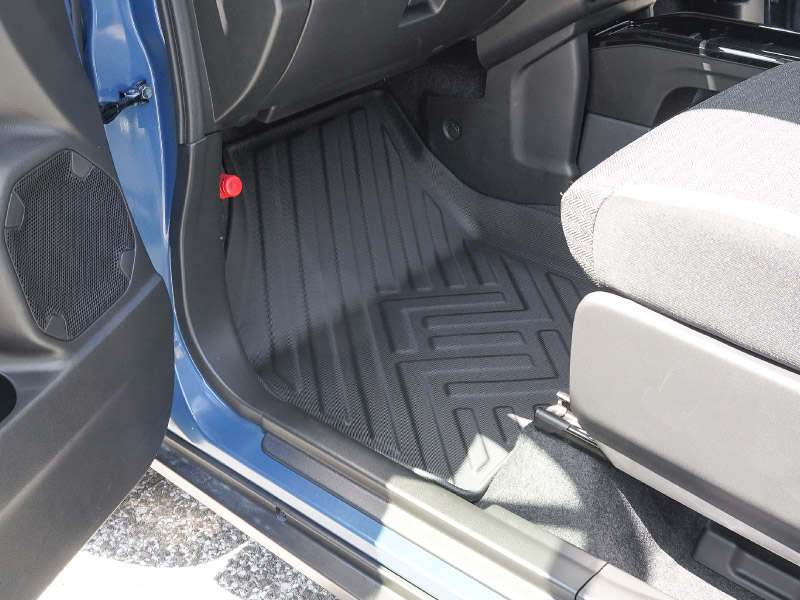 新型クロスビー MND1S HYBRID MZ 専用 フロアマット 3P ラバータイプ ブラック