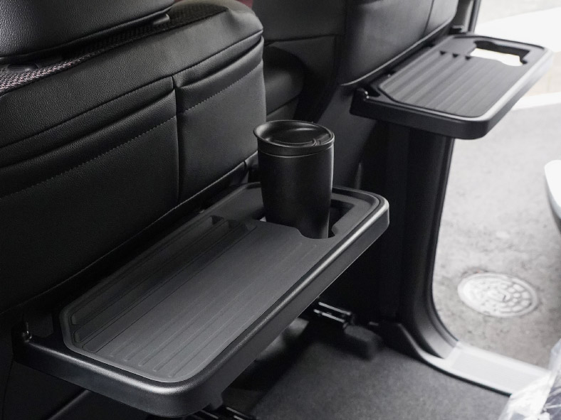新型クロスビー MND1S HYBRID MZ 専用 パーソナルテーブルマット 2枚セット 防水 ブラック｜SUZUKI スズキ SPACIA XBEE 2025年～ 専用 内装 保護 パーツ アクセサリー オプション インテリア シートバック マット テーブル 社外 サムライプロデュース