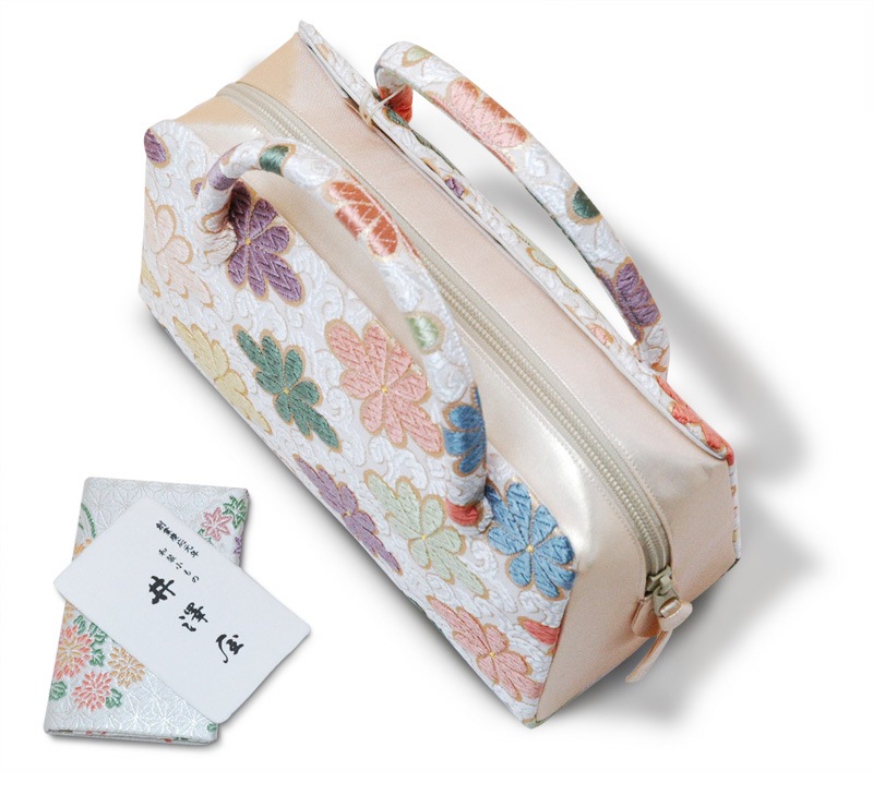 info_aoibag_img4.jpg