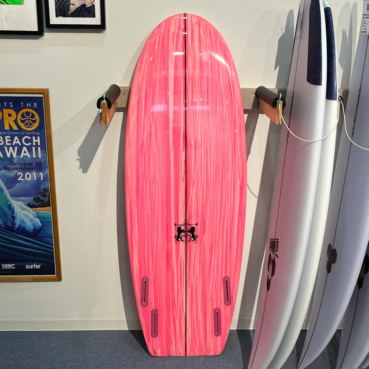 T-MEN SURF DESIGN 美品5.5ミニシモンズ　手渡し希望　発送も可 LARRY MABILE Mini Simmons 5'2 中古サーフボード 未使用品 ラリーメイ