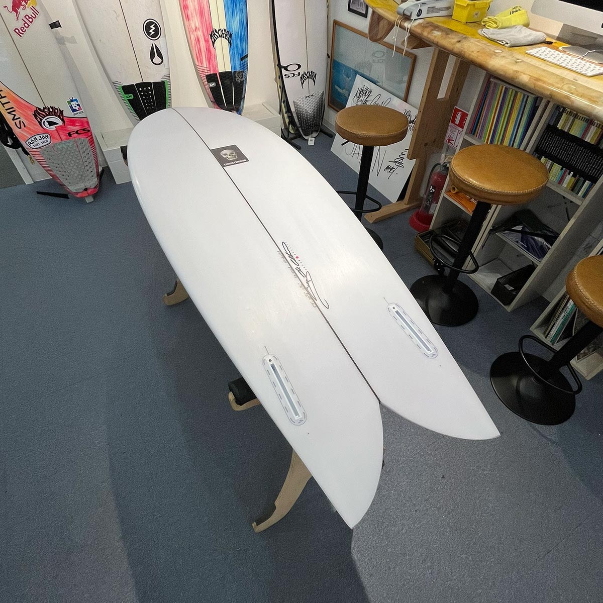 中古 CHRISTENSON FISH 5'7 33.45L futures TWIN クリステンソン