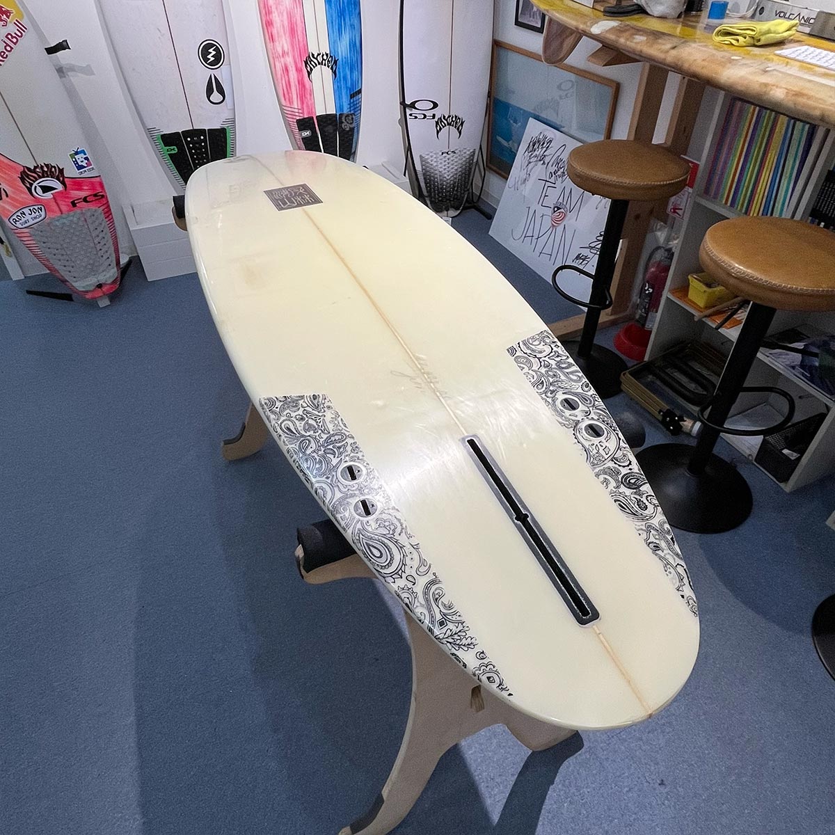 USED SURFBOARD ��ť����եܡ��� 167��47.7��5.5 ���硼�ȥܡ��� �����ȥ饤�� ���Υե����
