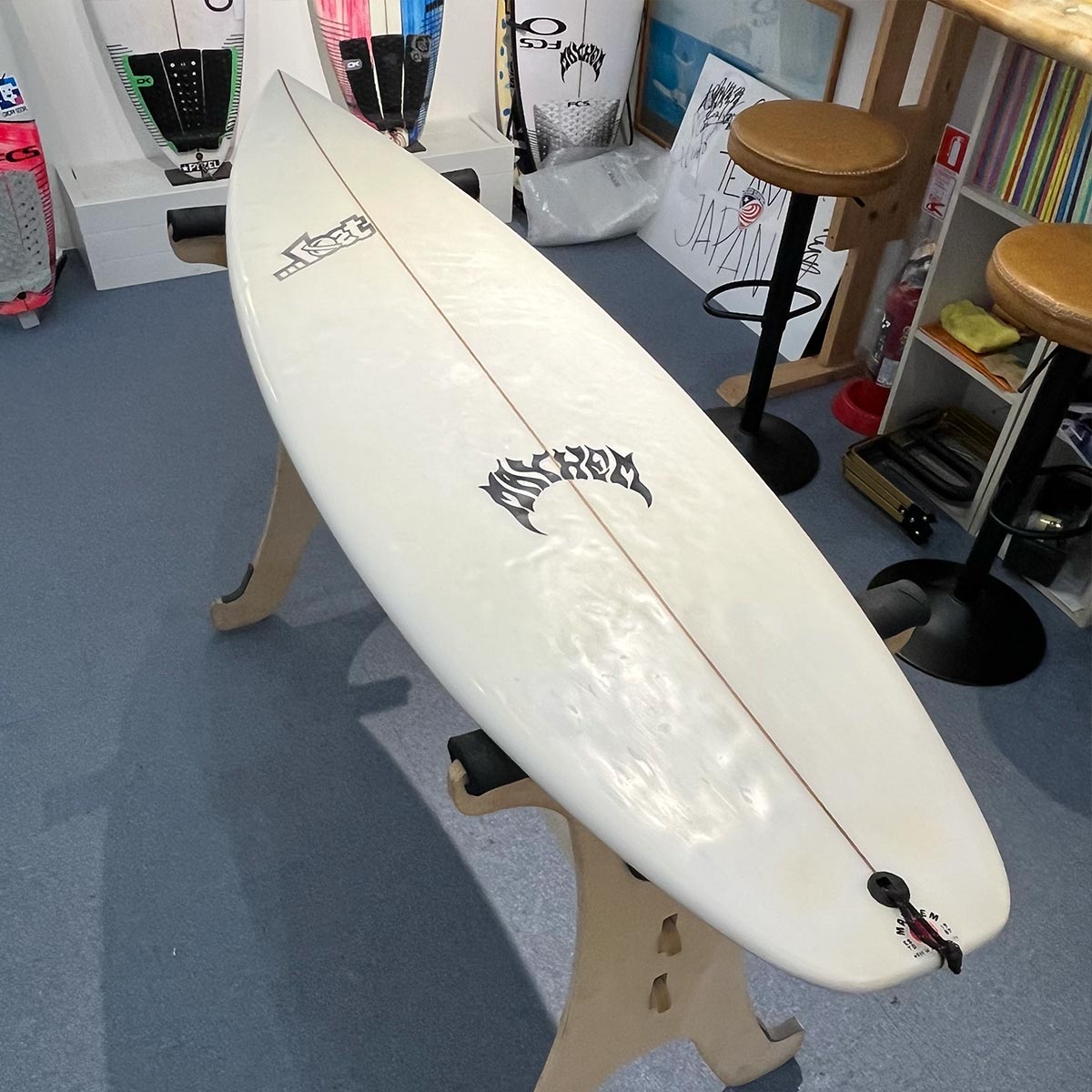 中古 LOST SURFBOARDS 3.0 STUB DRIVER 5'6 24.3L FCS2 TRI ショート