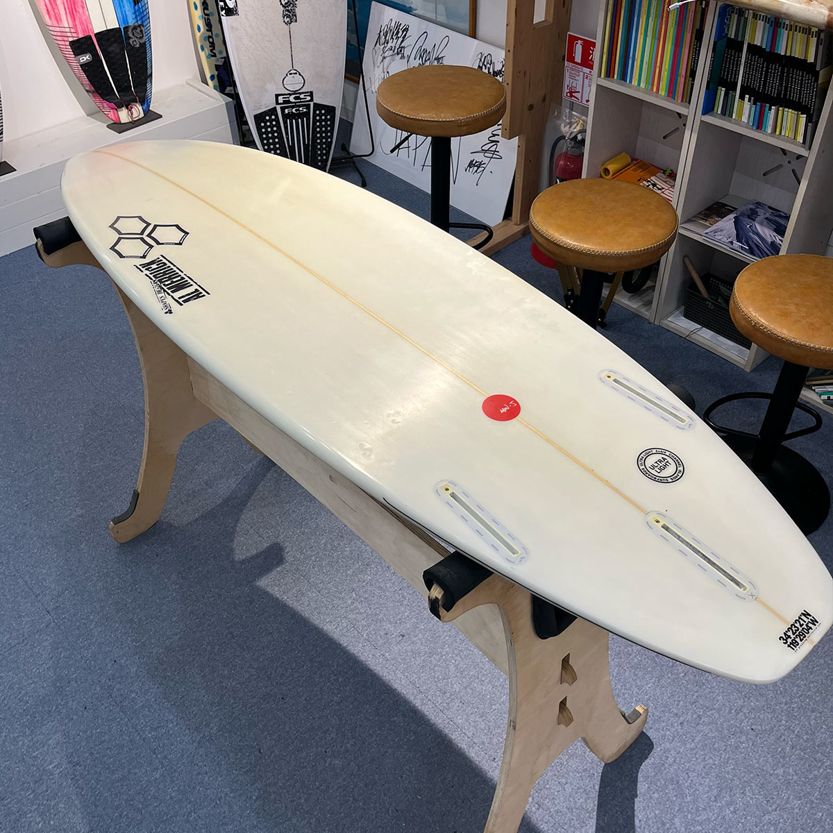 Channel Islands MWJ 5'8 ��ť����եܡ��� �ܥȥ��� futures TRI ����ͥ륢����� �����谷Ź