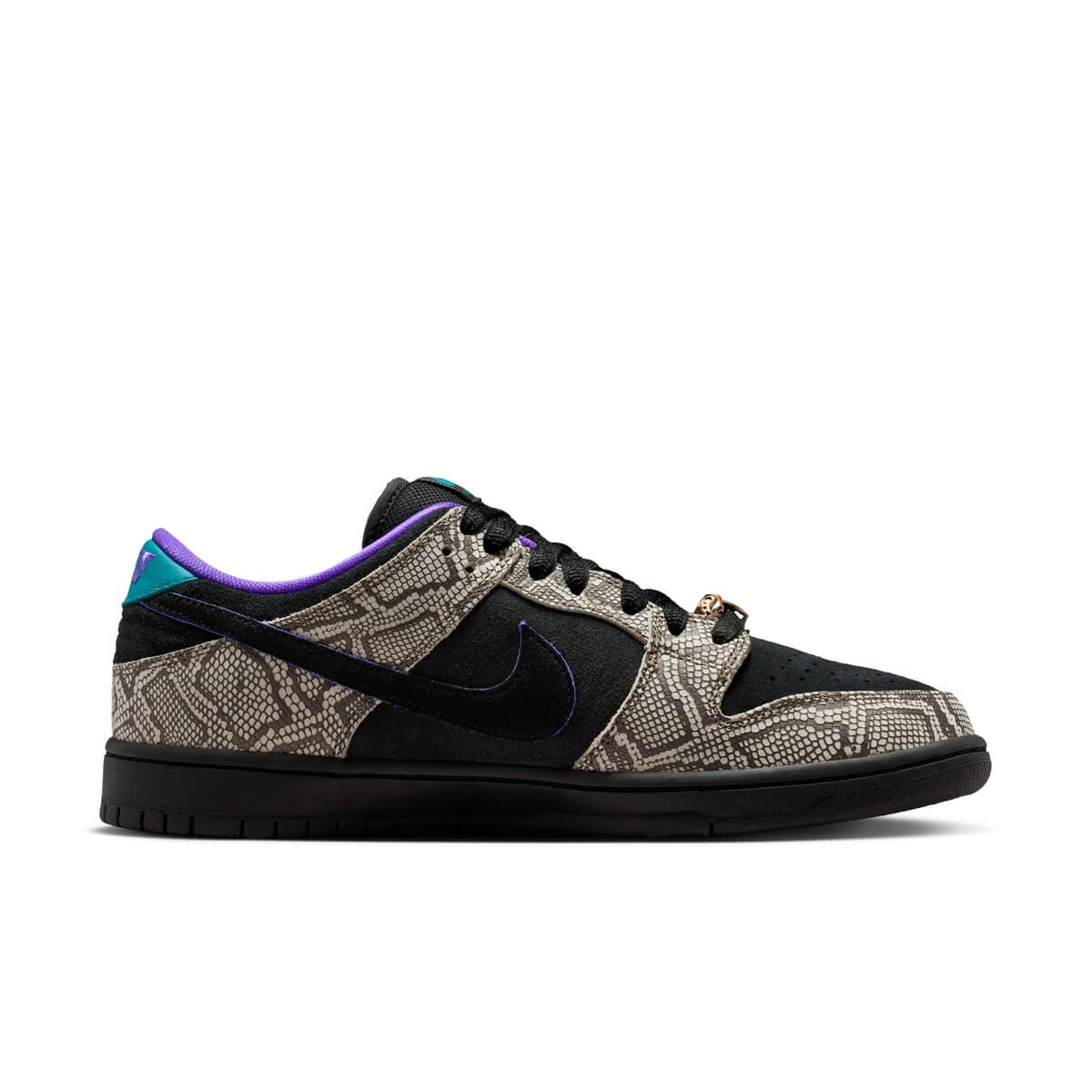 Nike SB Dunk Low Pro QS Bright Spruce IB6208-200 ダショーン