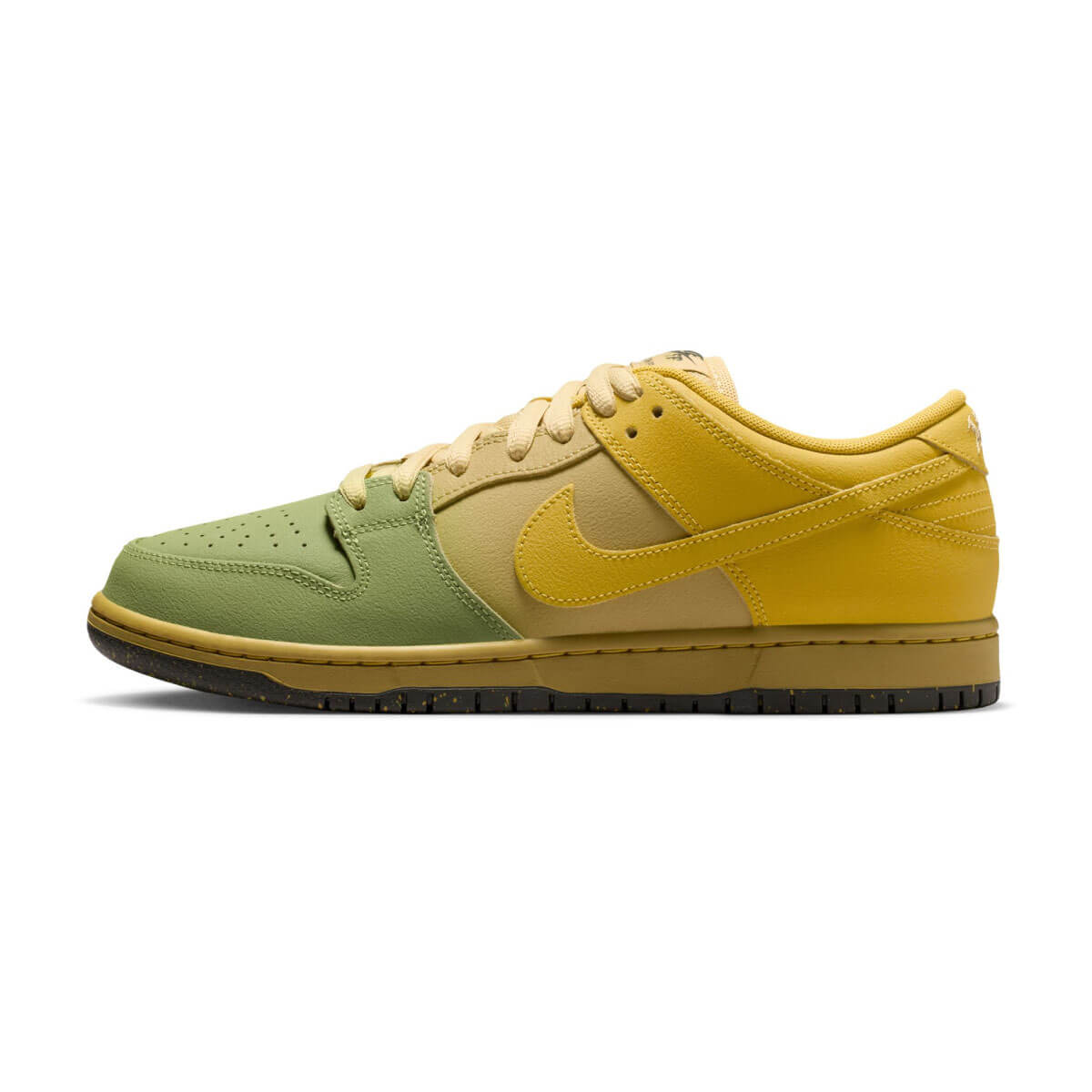 NIKE SB DUNK LOW PRO WC Saffron Quartz IO0427-300 ナイキSB ダンク