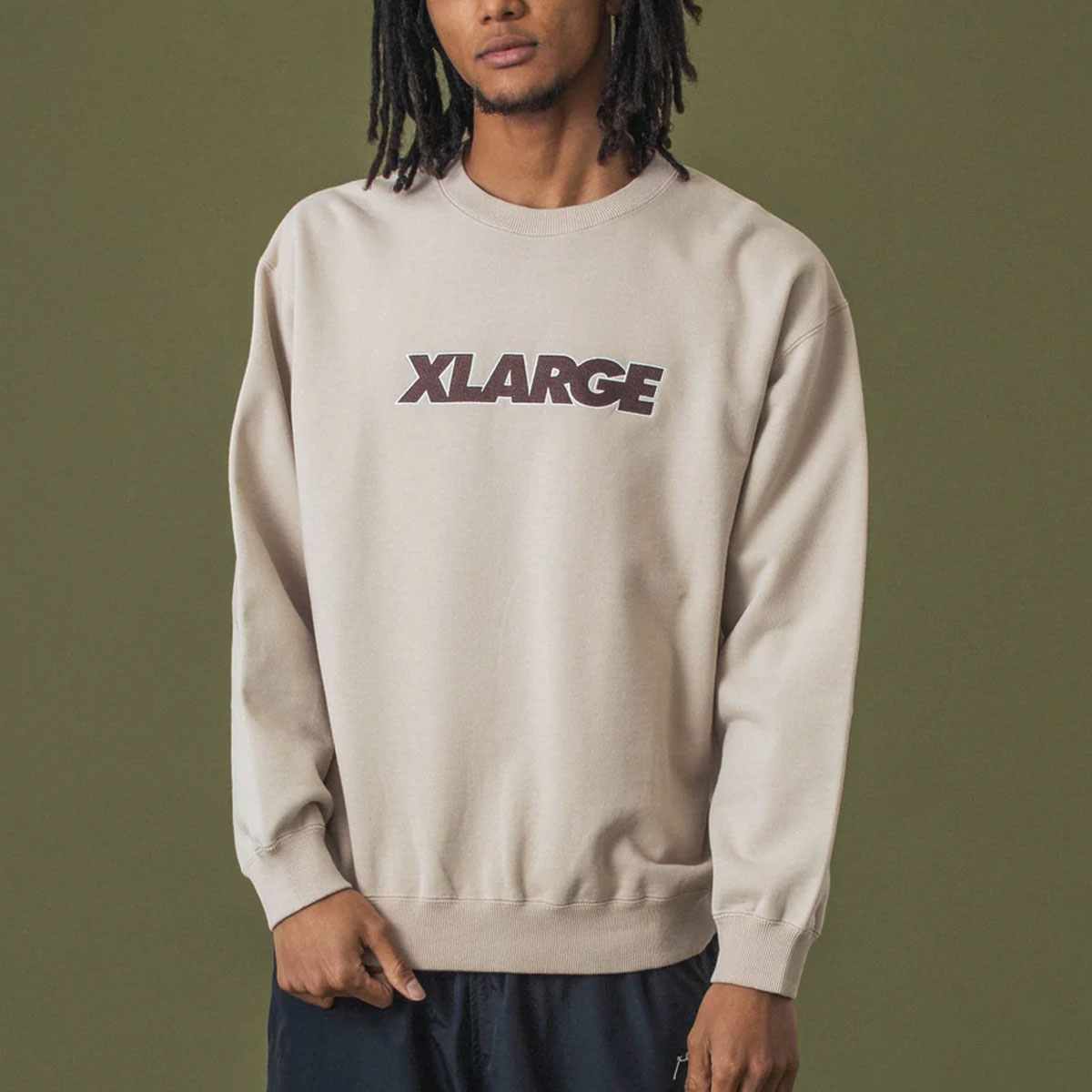 大人気　XLARGE MULTI COLOR CREWNECK SWEAT 大人気XLARGE MULTI COLOR CREWNECK SWEAT [XLARGE] TシャツMULTI