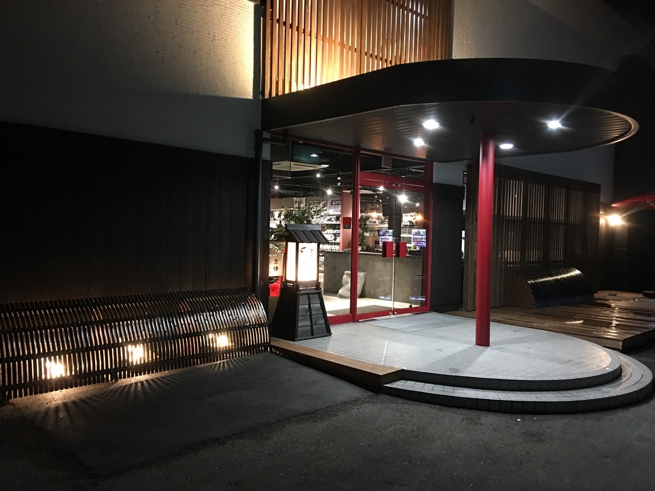 ﾗｲｺﾗﾝﾄﾞ京都店