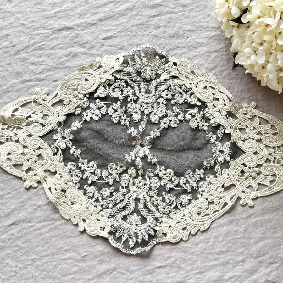 フレンチレース☆テーブルセンター