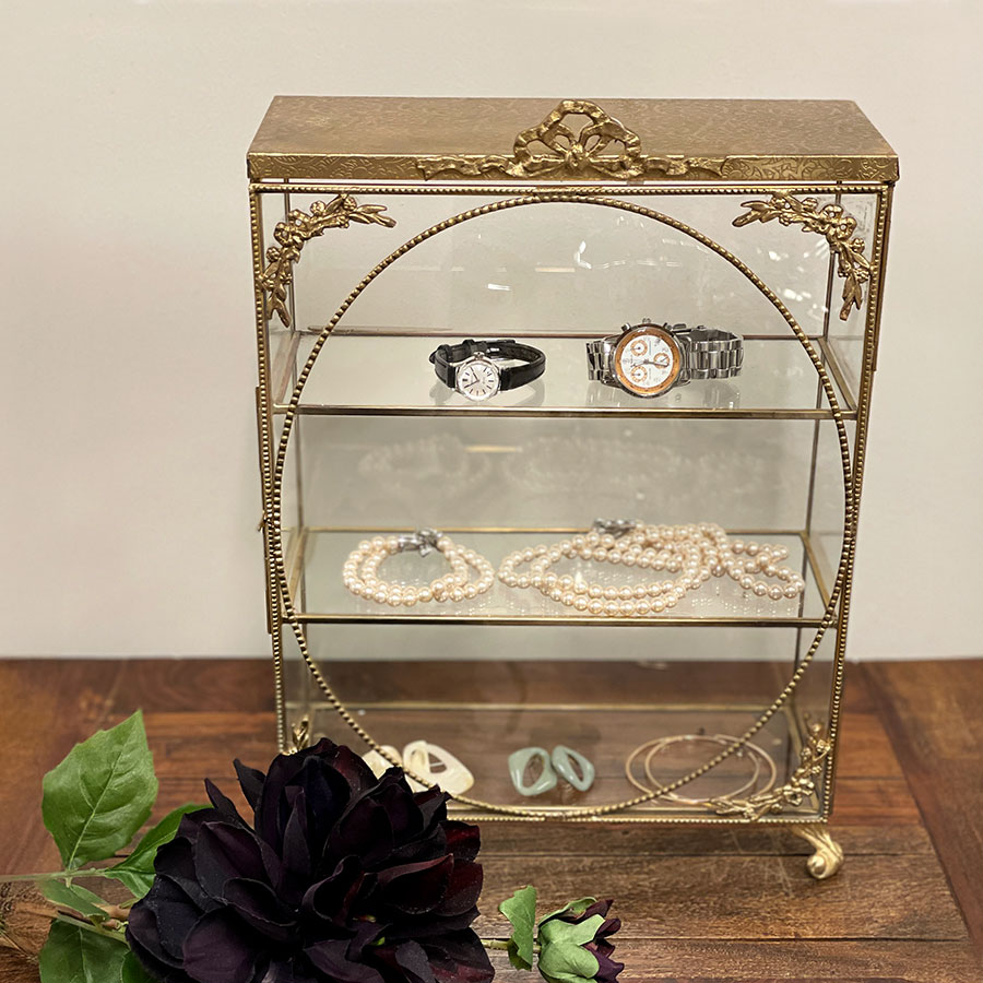新品お値下げいたしました真鍮ガラス製 コレクションボックス（扉開閉式）2色展開 新品お値下げいたしました真鍮ガラス製 コレクションボックス（扉開閉