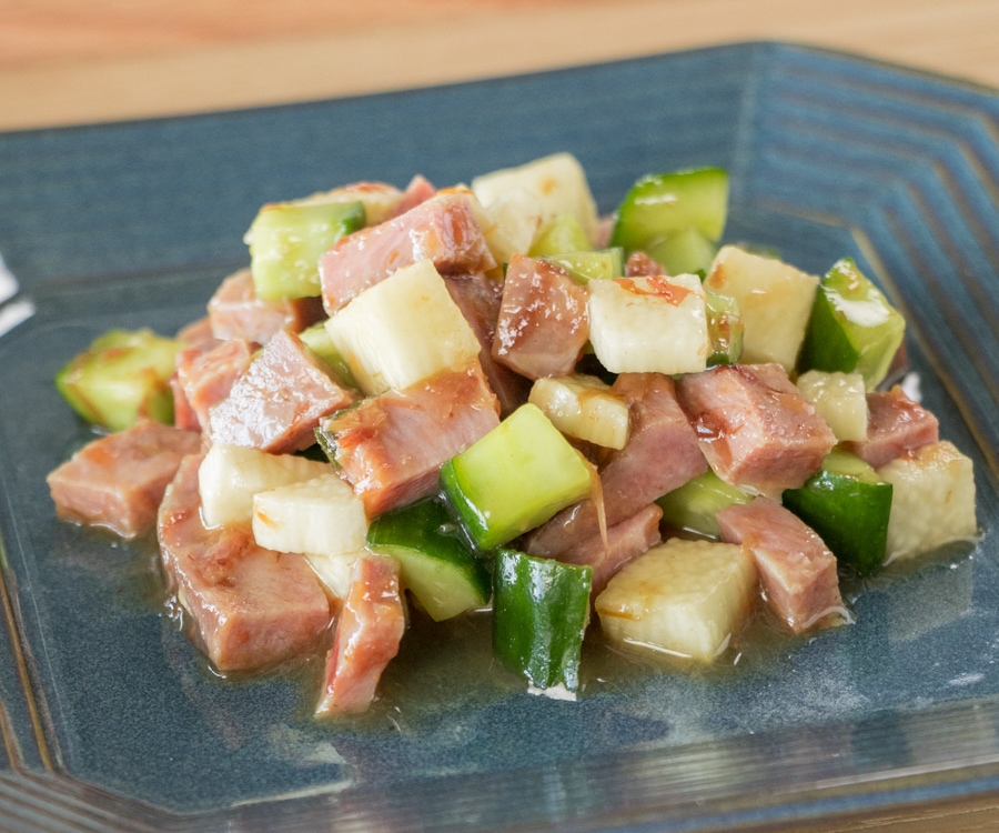 牛タンと長芋の梅肉和え