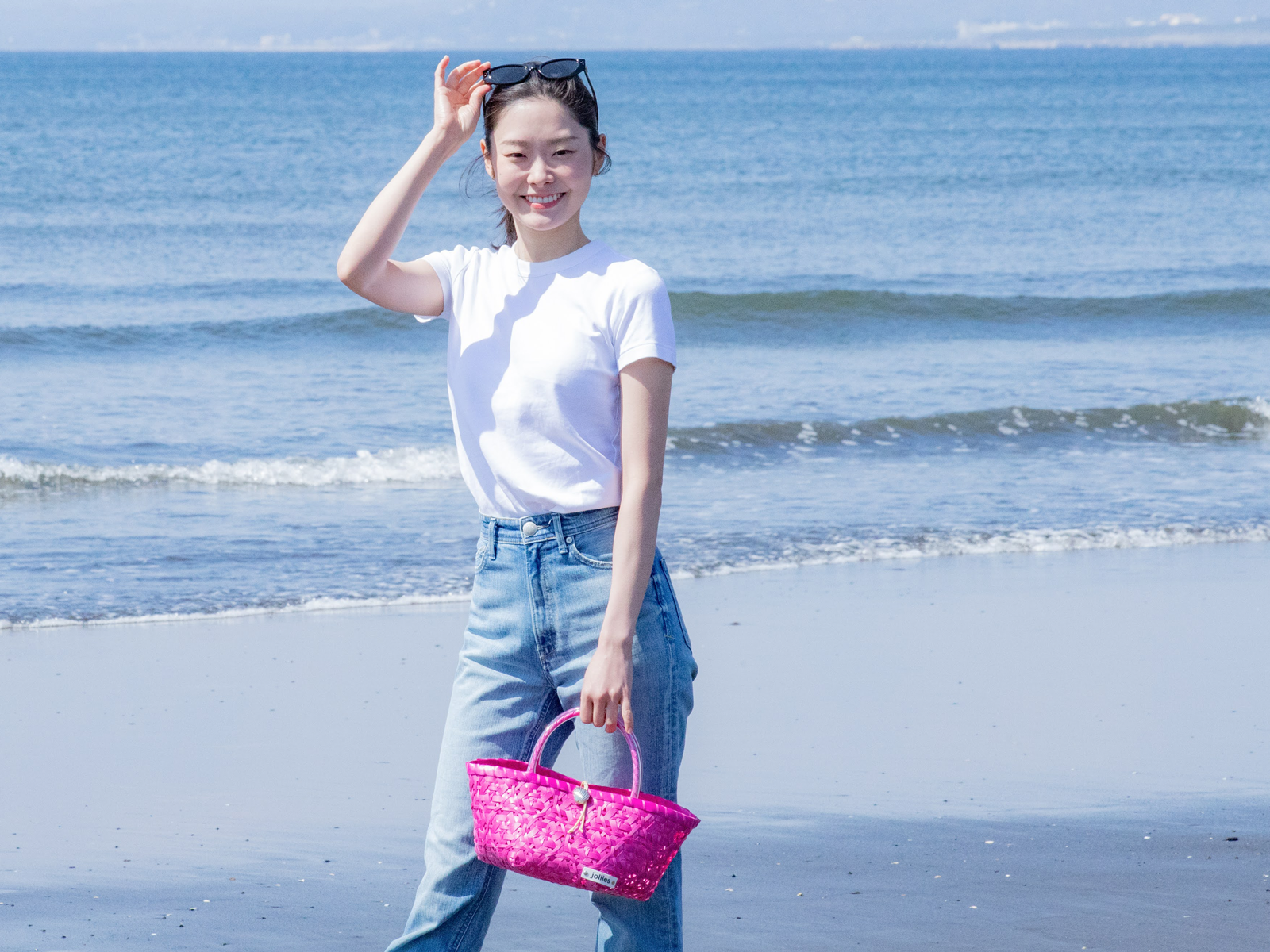 ピンク持ち画像