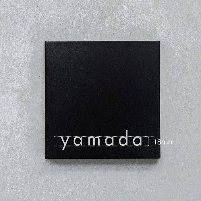 英語 ゴシック体（小文字18mm　寸法線入り）