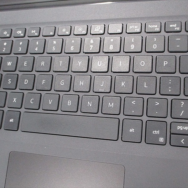 DELL LATITUDE 3410(1708161)【英字キーボード】【Win11 64bit】【webカメラ】【HDMI端子】【Core i5 10210U】