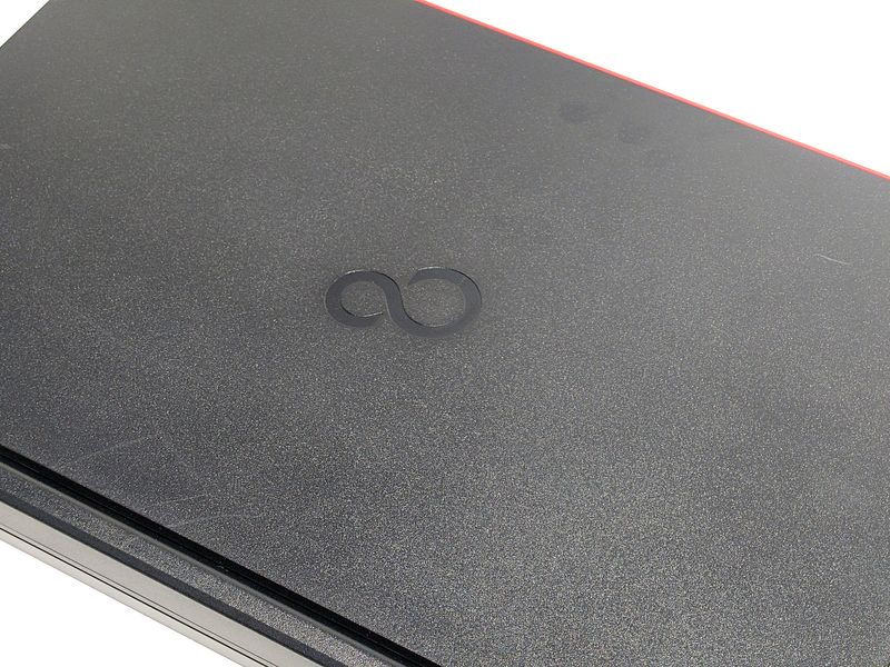 �x�m�� LIFEBOOK A5510/FX�i20006917�j�yWin11 64bit�z�yCore i5 10210U�z�y���8GB�z�ySSD250GB�z�yW-LAN�z