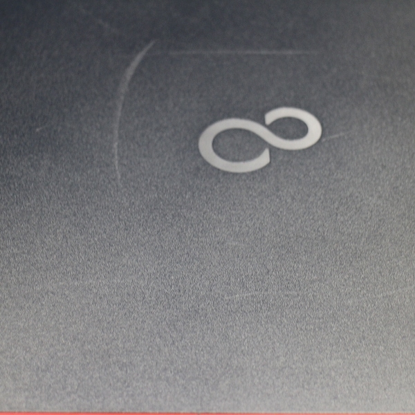 富士通 LIFEBOOK A579/B(20021947)【Win11 64bit】【webカメラ】【テンキー付】【Core i3 8145U】【メモリ16GB】【S