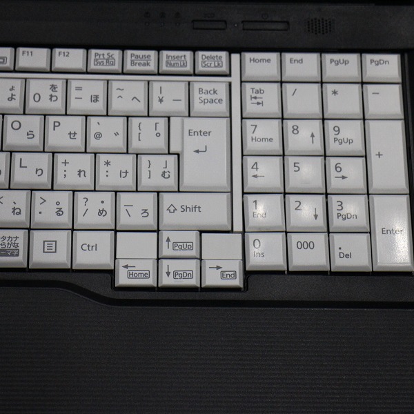 �x�m�� LIFEBOOK A579/BX�i20021950�j�yWin11 64bit�z�yweb��ׁz�y�ݷ��t�z�yCore i5 8265U�z�y���16GB�z�y