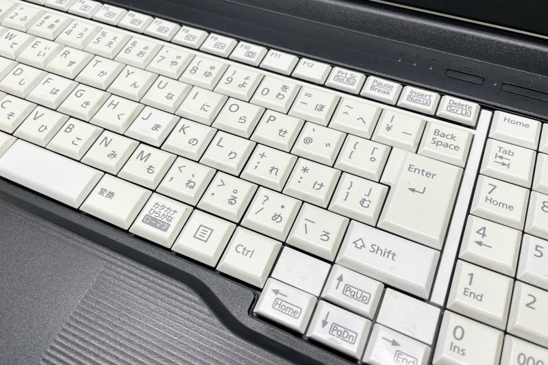 [�󂠂������ٕi]�x�m�� LIFEBOOK A5510/D�i4020329�j���yWin11 64bit�z�yCore i5 10310U�z�y���16GB�z�yS