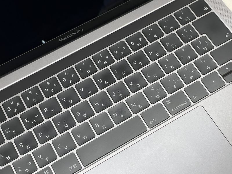 apple MacBook Pro (13インチ,2018,Thunderbolt3x4)(4020842)☆【webカメラ】【Core i5 8259U】【メモリ16GB】