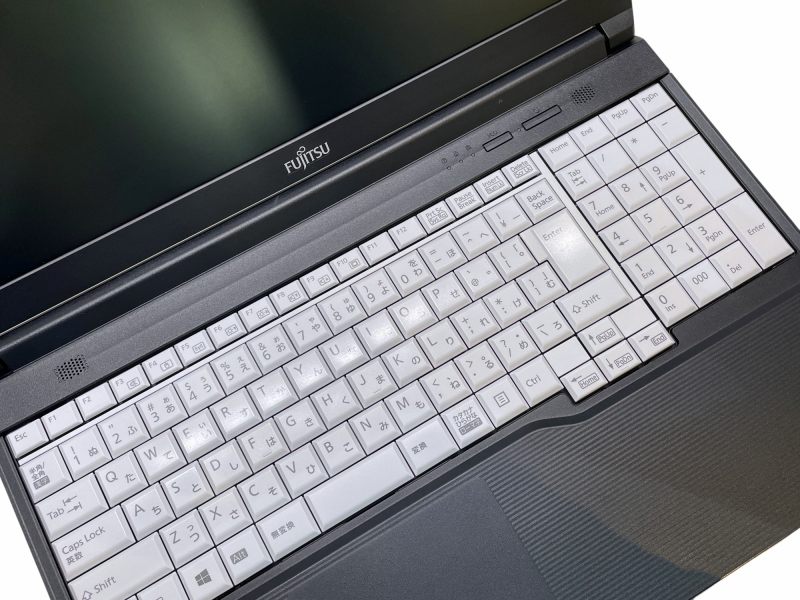 富士通 LIFEBOOK A5510/FX(4020879)【Win11 64bit】【webカメラ】【テンキー付】【Core i3 10110U】【メモリ8GB】【