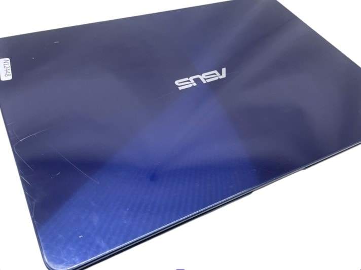[�󂠂������ٕi]ASUS ZenBook UX430UAR�i4021055�j���yWin11 64bit�z�yMini HDMI�[�q�z�yCore i5 8250U�z