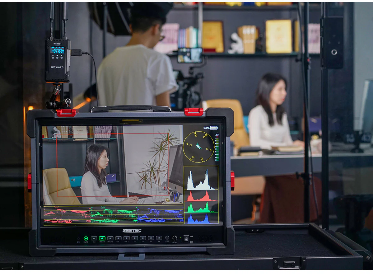 多彩片手でラクラク持ち運べる