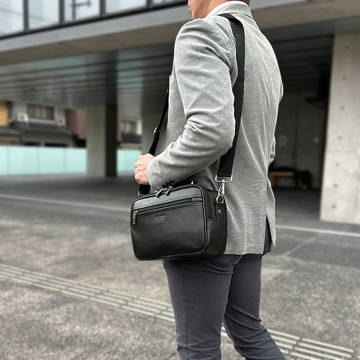 カッチリした見た目は人気が高い定番型