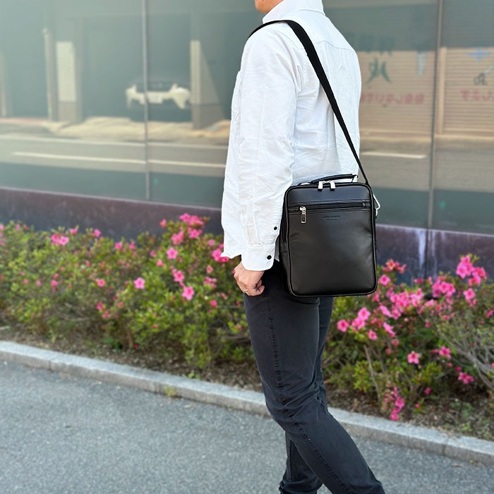 カッチリした見た目は人気が高い定番型