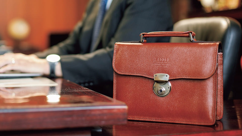 牛革ポーチシリーズ