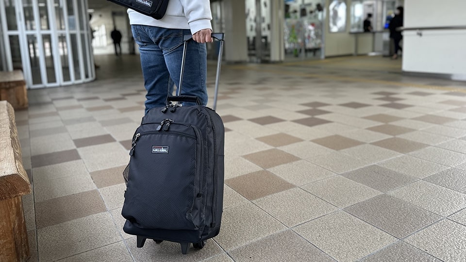急な雨にも安心！雨の日対策バッグ