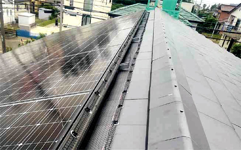 ピーコン ソーラーパネル 鳥害対策セット 平屋根用 鳩 野鳥 巣作り 太陽電池モジュール - 3