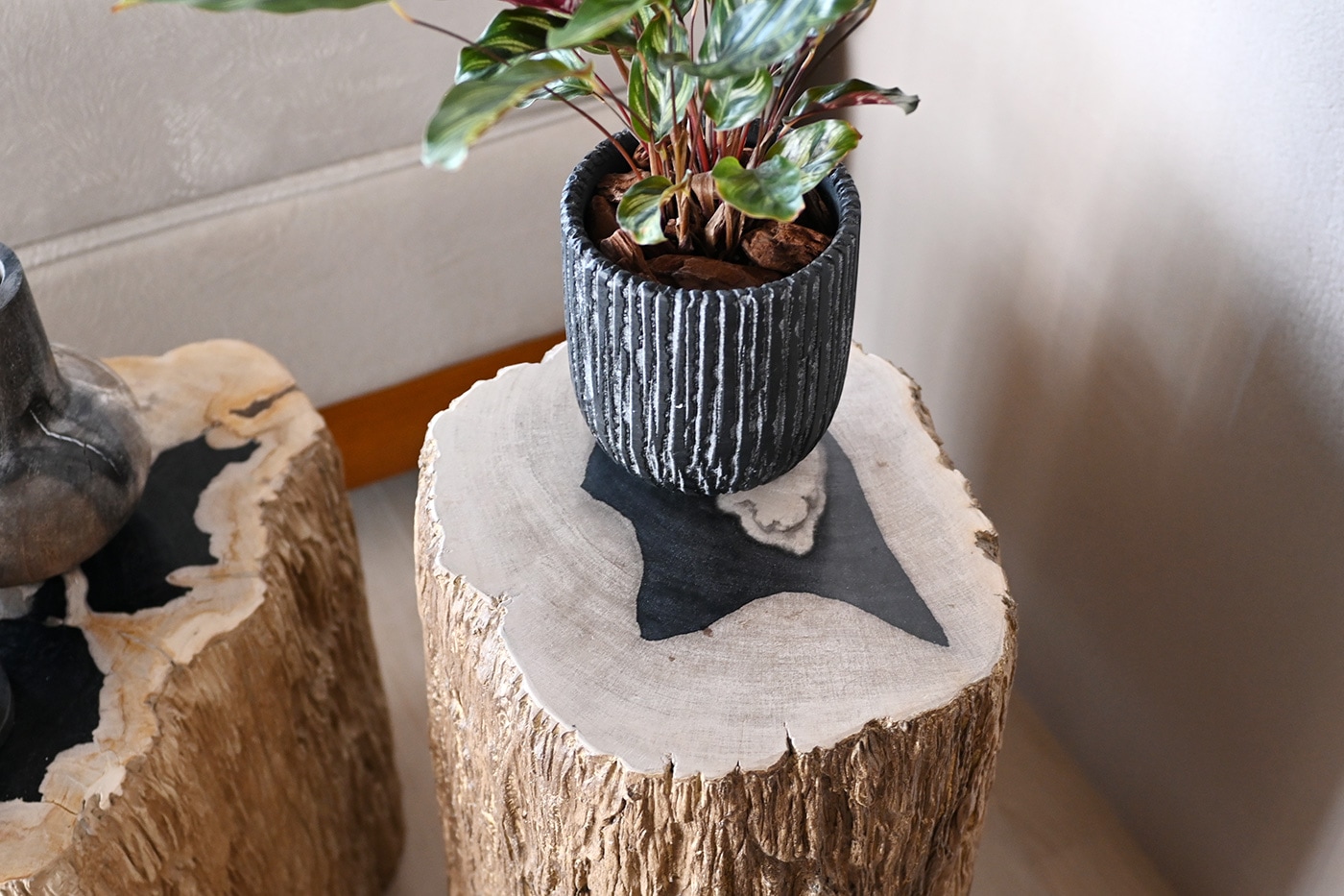 木化石サイドテーブル