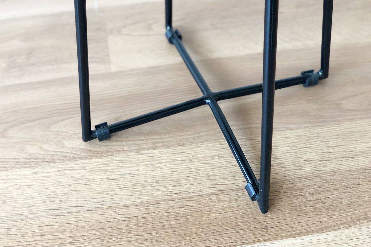 FARGO/ラウンドサイドテーブル