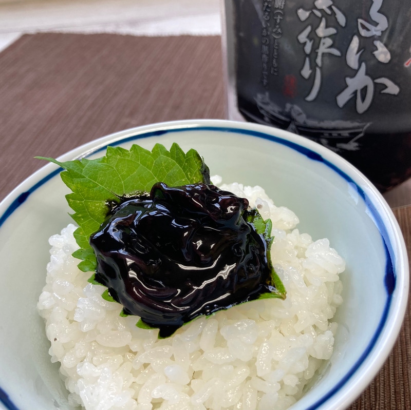 ご飯にのせた黒作り