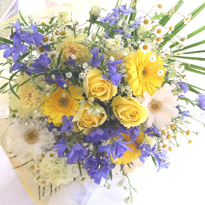 青いデルフィニウムの花束 男性から贈る花 お店のお姉さんへ 花束 Kankan Flower Shop