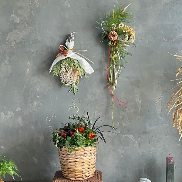 �������